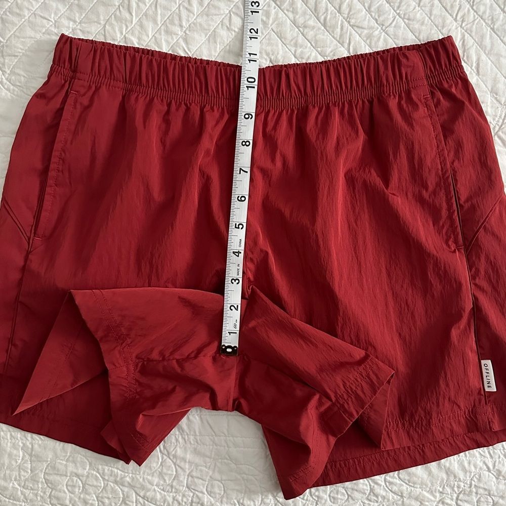 NWT OFFLINE By Aerie Day Off 5" Short Red Women’s Medium - Picture 7 of 14